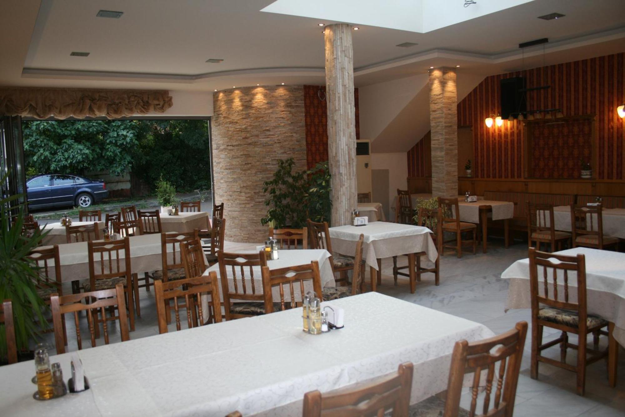 Mirana Family Hotel 부르가스 외부 사진
